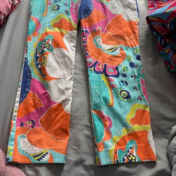 Trina Turk Multicolor Retro Floral Paisley Cropped Pants - 10 - Picture 4 of 9